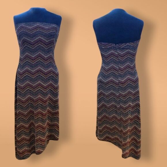 No Brand Dresses & Skirts - Gorgeous asymmetrical stretchy Strapless dress Large